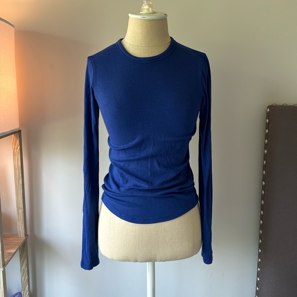 lululemon Fitted Long-Sleeve